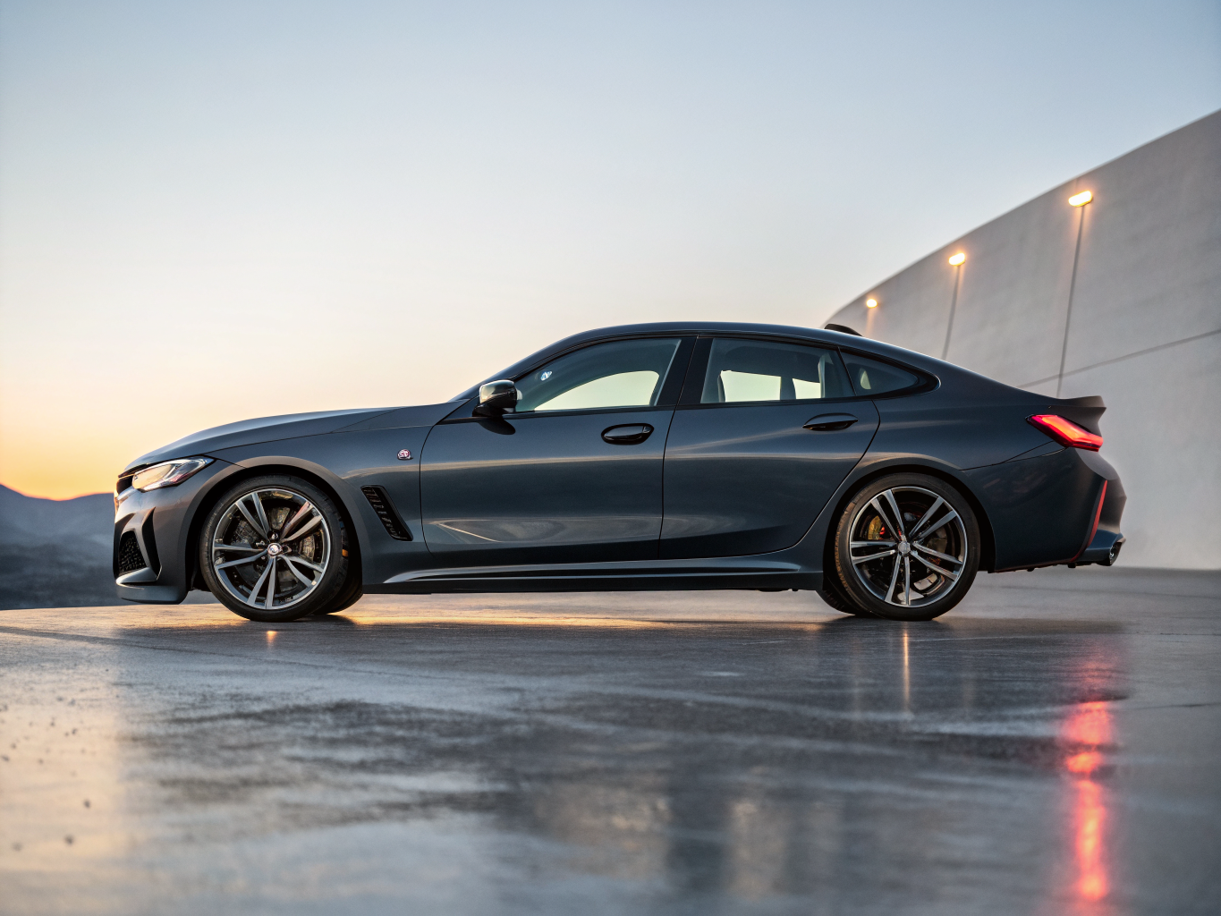 Qara BMW 4 Series Gran Coupé premium avtomobili