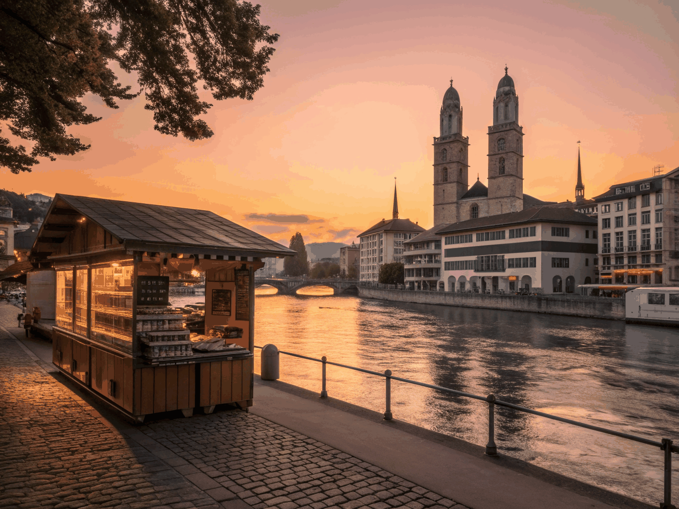 Sürix Altstadt və Limmat çayı mənzərəsi